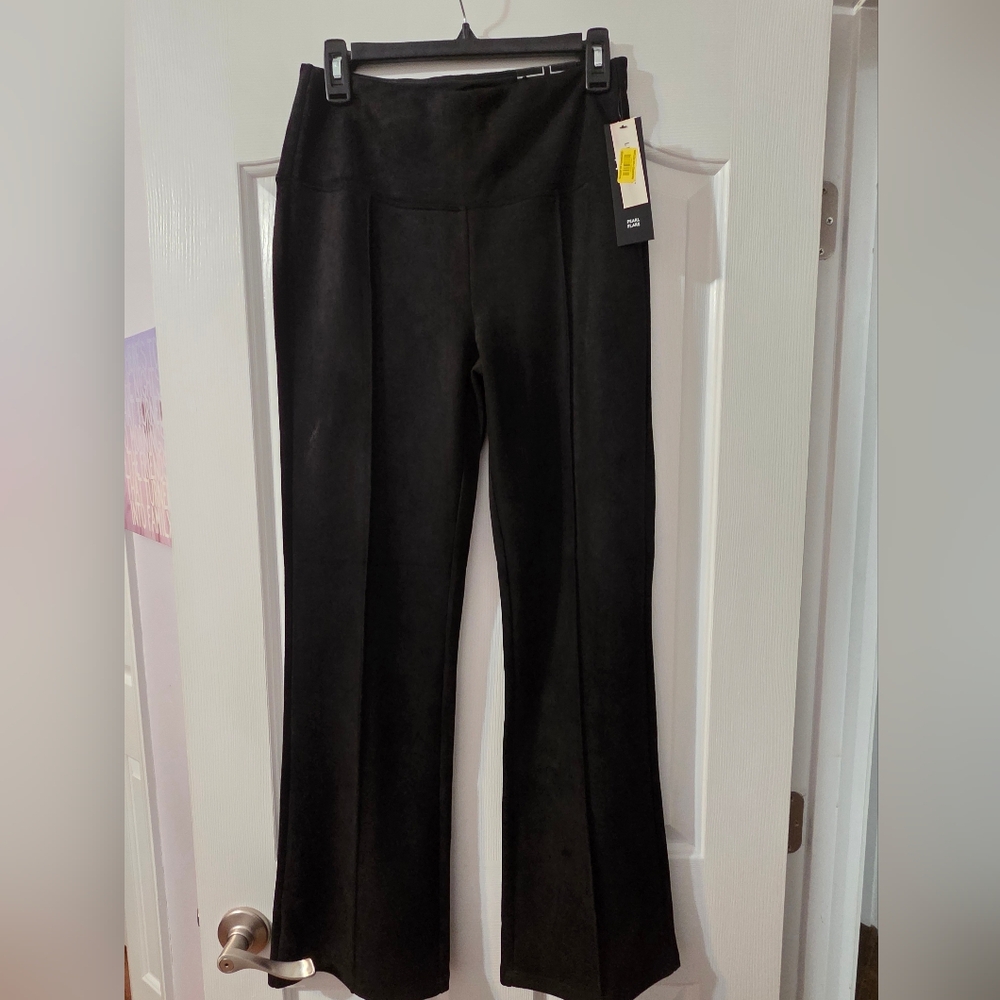 NWT - LIVERPOOL LOS ANGELES -  PEARL FLARE PANTS, BLACK, SZ M